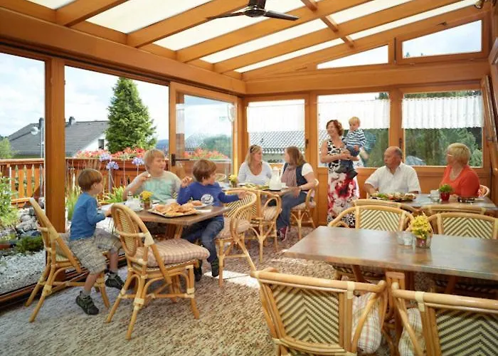 מלון Garni Assion 2*